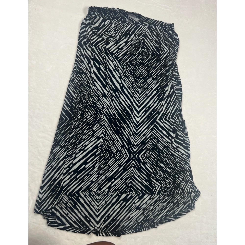 Chicos Travelers Black White Geometric Midi Skirt Size 2 Large Elastic Waist Mod